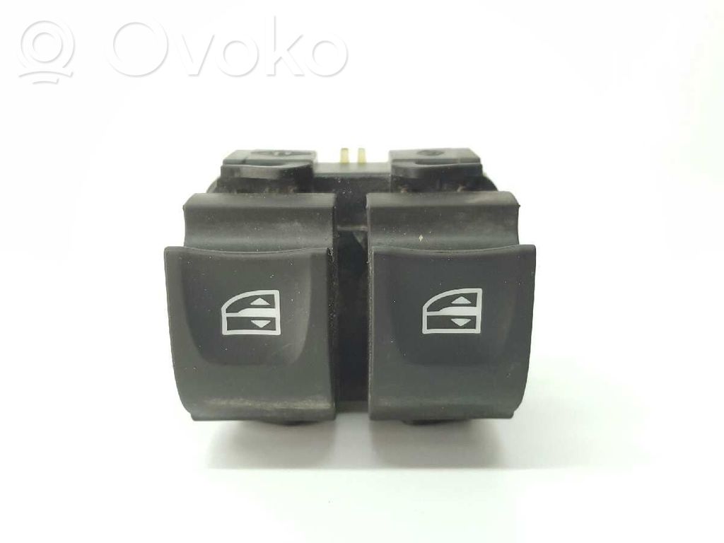 Interruptor del elevalunas eléctrico   254116044R