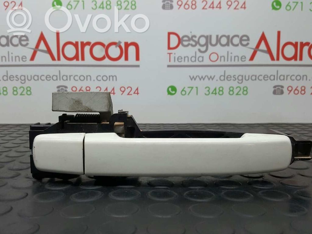 Nissan Pathfinder R51 Maniglia esterna per portiera anteriore