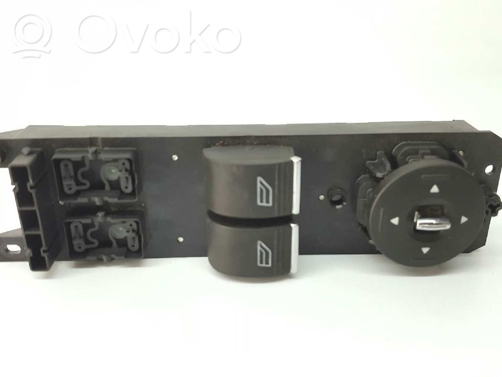 Electric window control switch   2032974,C1BT14A132AA