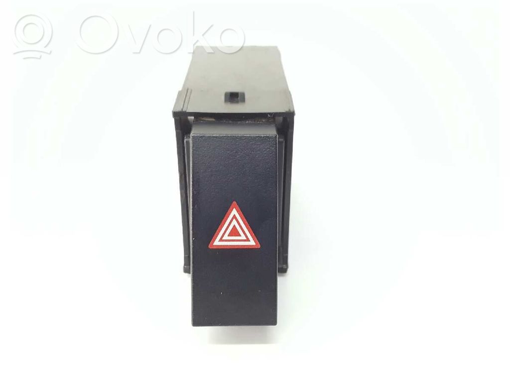 Lexus CT 200H Hazard light switch 