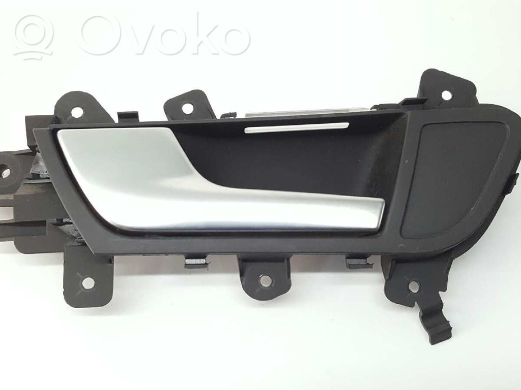 Manecilla interna puerta trasera   8K0839019,8K0839019B