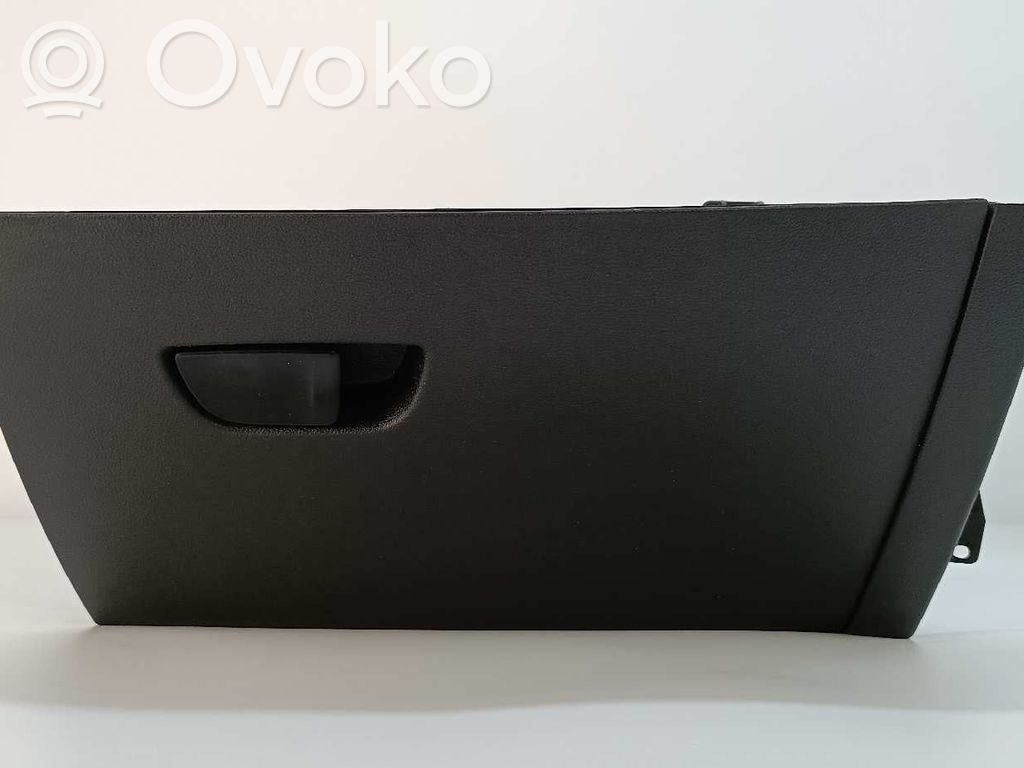 Renault Zoe Kita salono detalė 