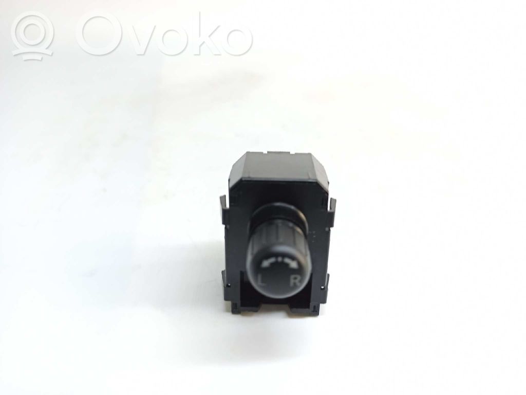 Interruptor del espejo lateral   255701AA0A
