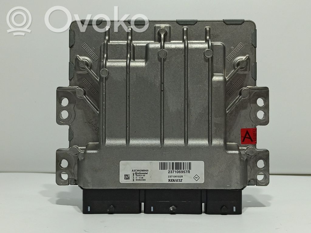 Engine control unit/module   237106957R,237106102R