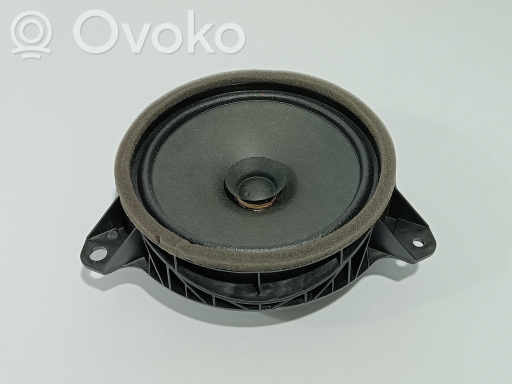 Altavoz de la puerta trasera   8616002B80