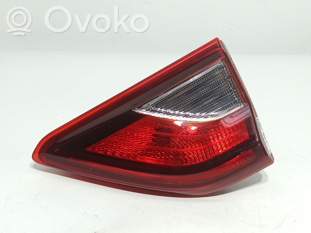 KIA Stonic Luz trasera/de freno 