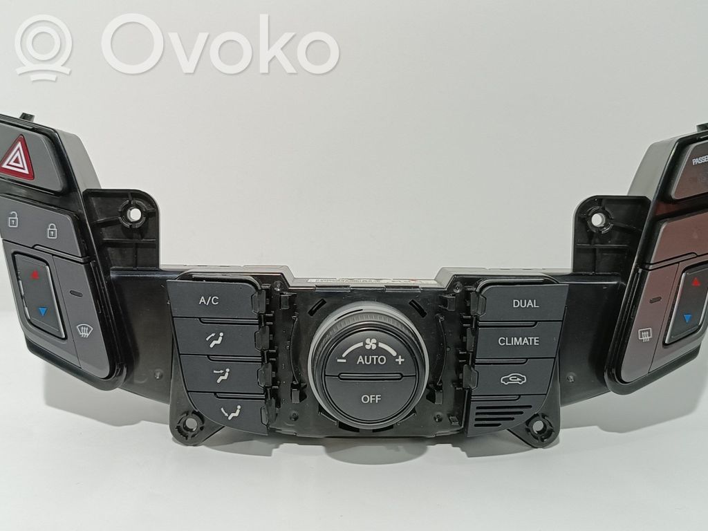 Hyundai i40 Panel klimatyzacji 