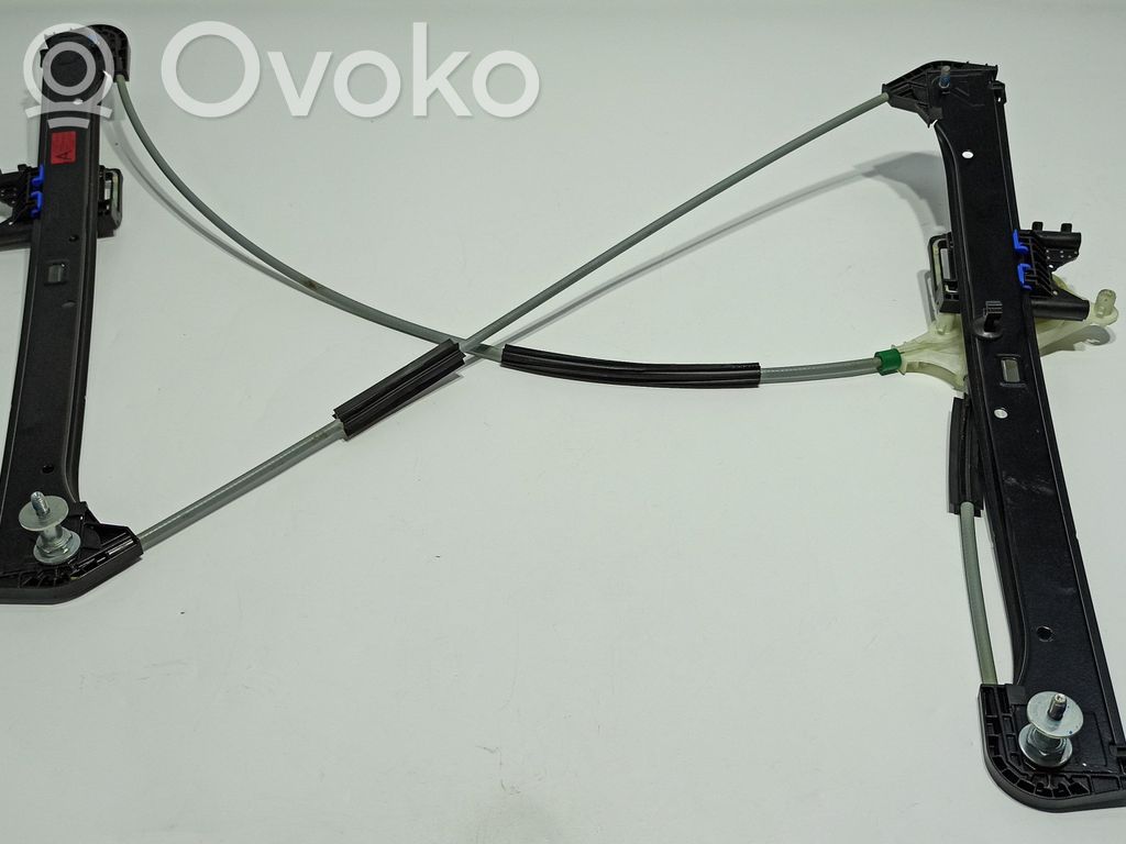 Audi A3 S3 8V Front door manual window regulator 