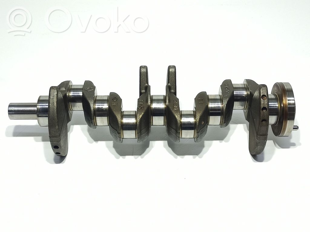 Kampiakseli   122018899R,122014034R