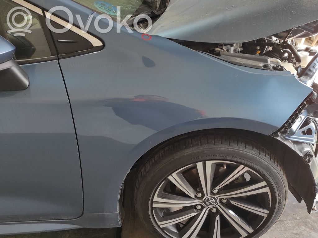 Toyota Corolla E160 E170 Laikiklis sparno 
