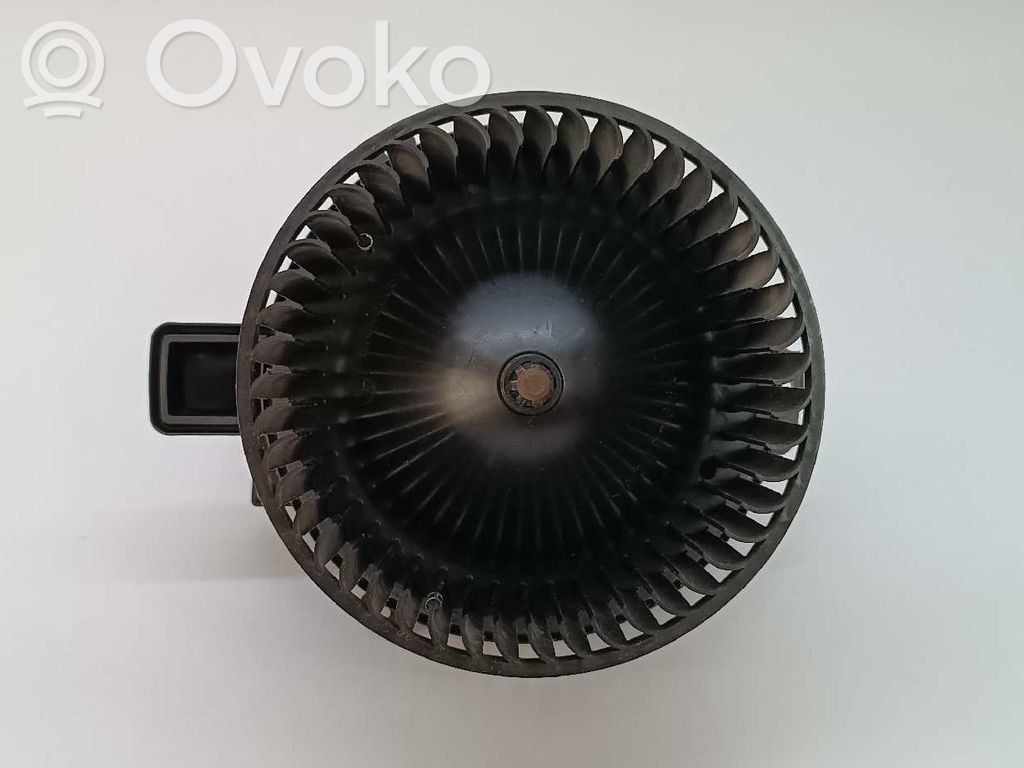 Lämmittimen puhallin   4M1820021,4M1820021C
