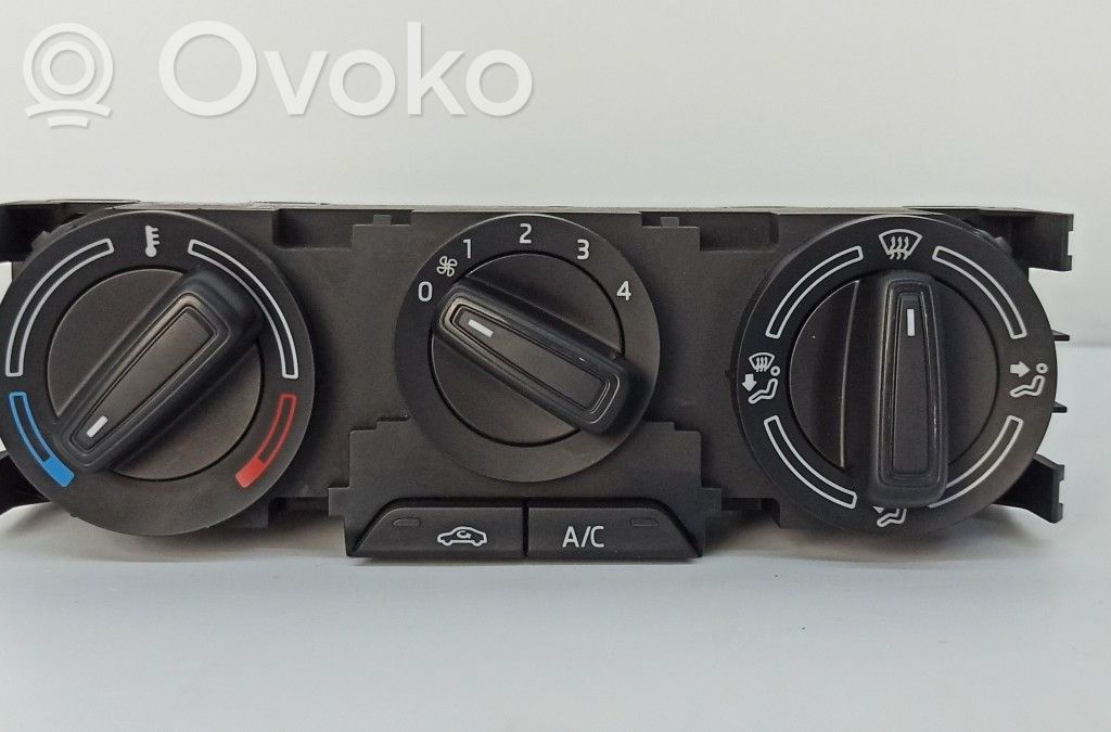 Skoda Fabia Mk3 (NJ) Inne przełączniki i przyciski 