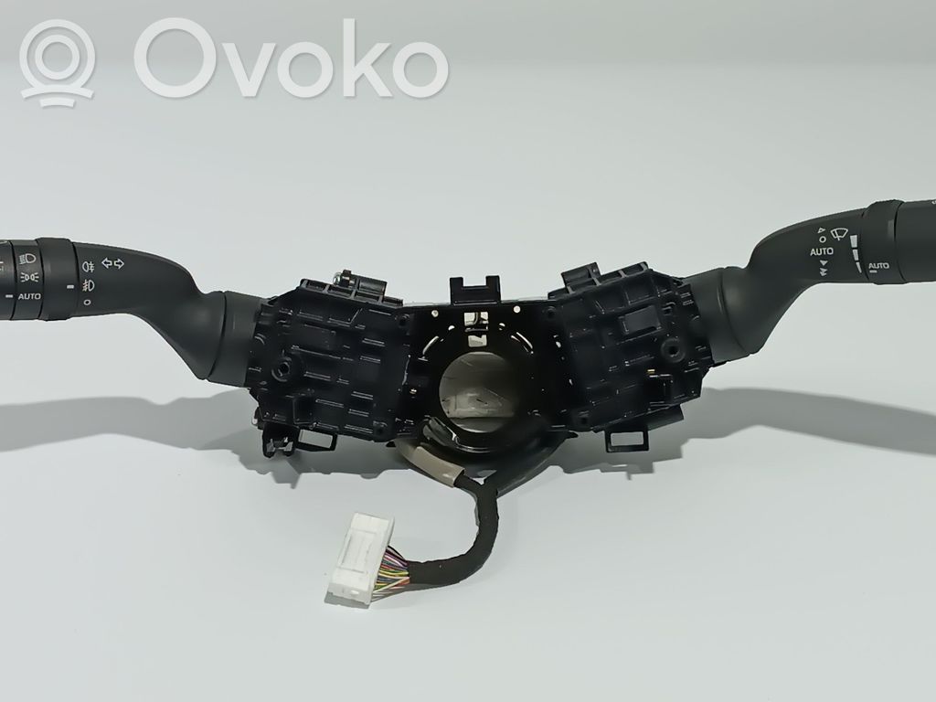 Toyota Corolla E160 E170 Otros interruptores/perillas/selectores 
