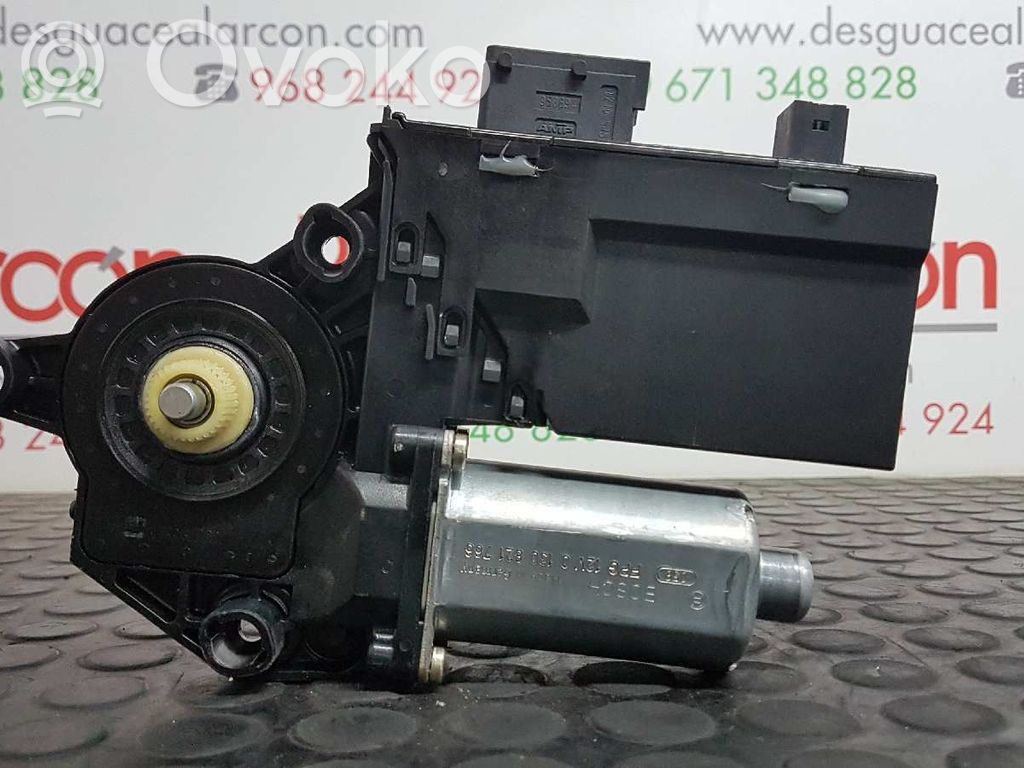 Peugeot 307 Motor del regulador de la ventanilla de la puerta delantera 