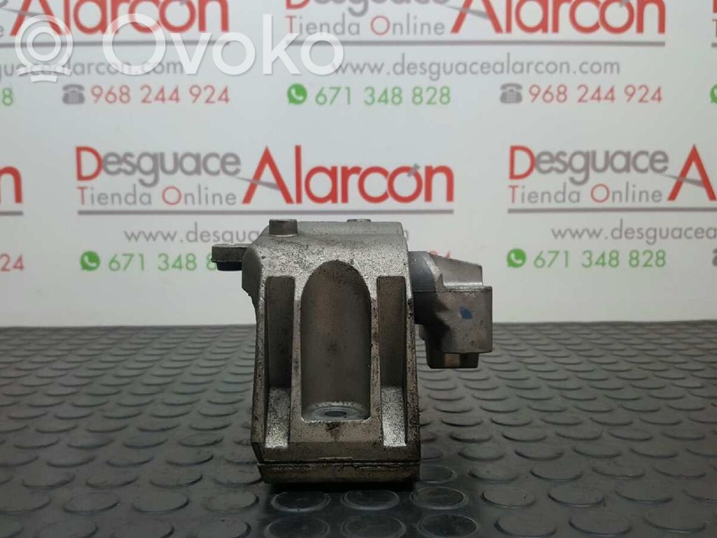 Audi TT Mk1 Engine mount bracket 