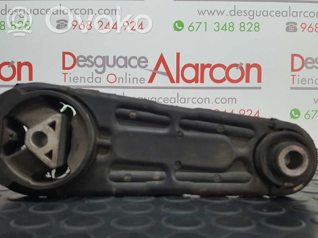 Renault Clio III Engine mount bracket 