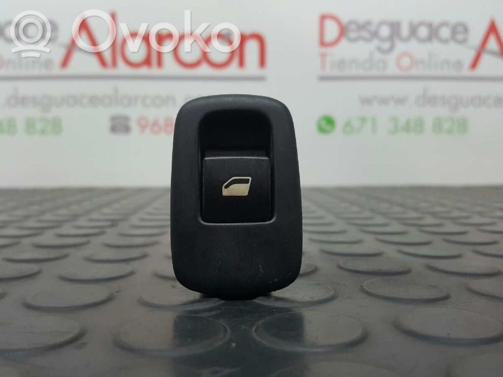 Electric window control switch   96515962XT