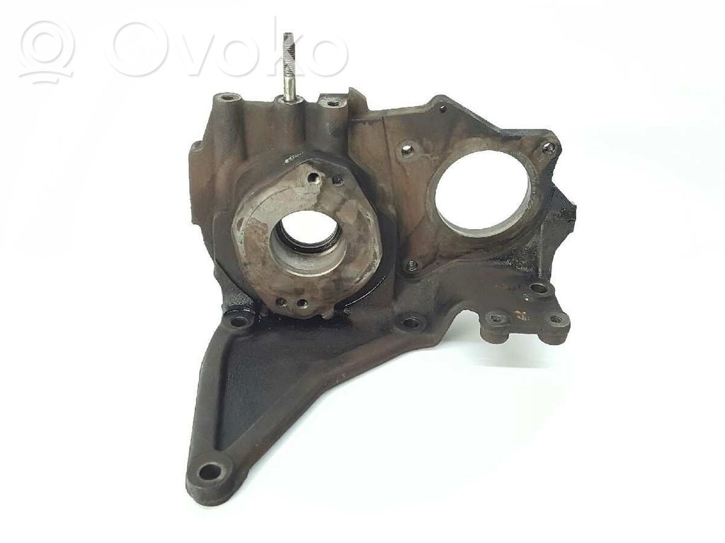 Nissan Pathfinder R51 Power steering pump mounting bracket 