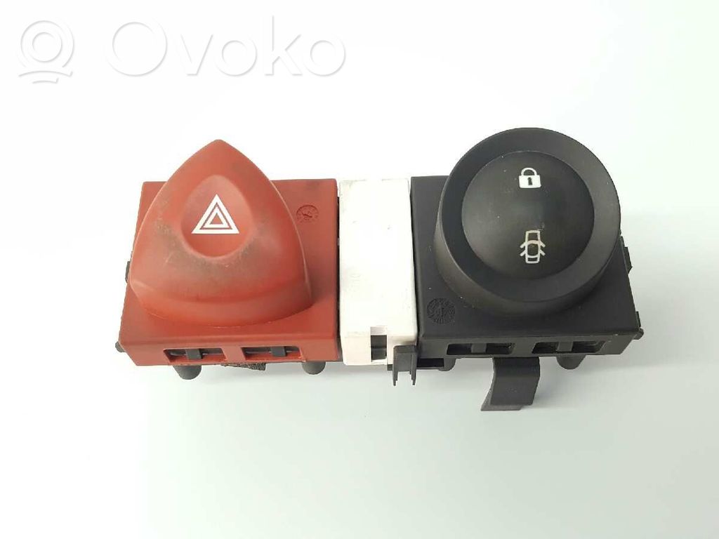 Botón interruptor de luz de peligro   8200095493,88040002,8200407416