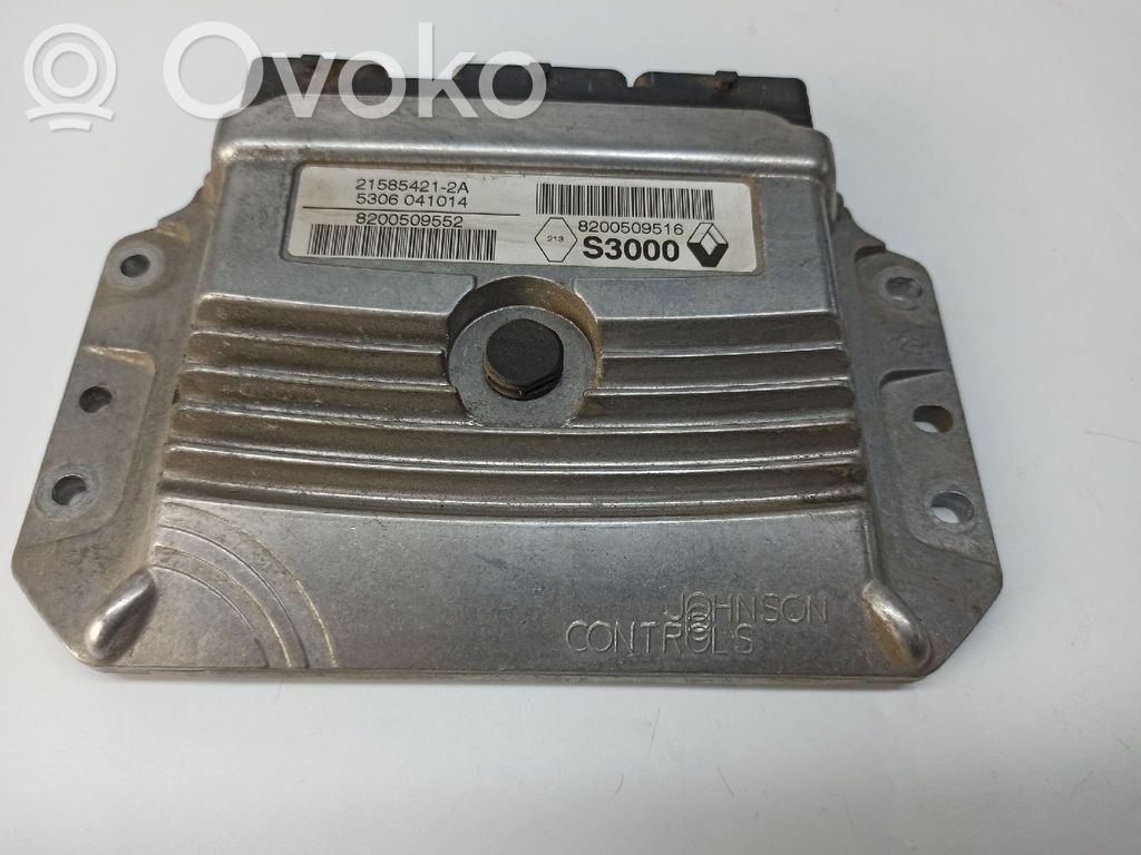Unidad de control/módulo del motor   8200509516,215854212A