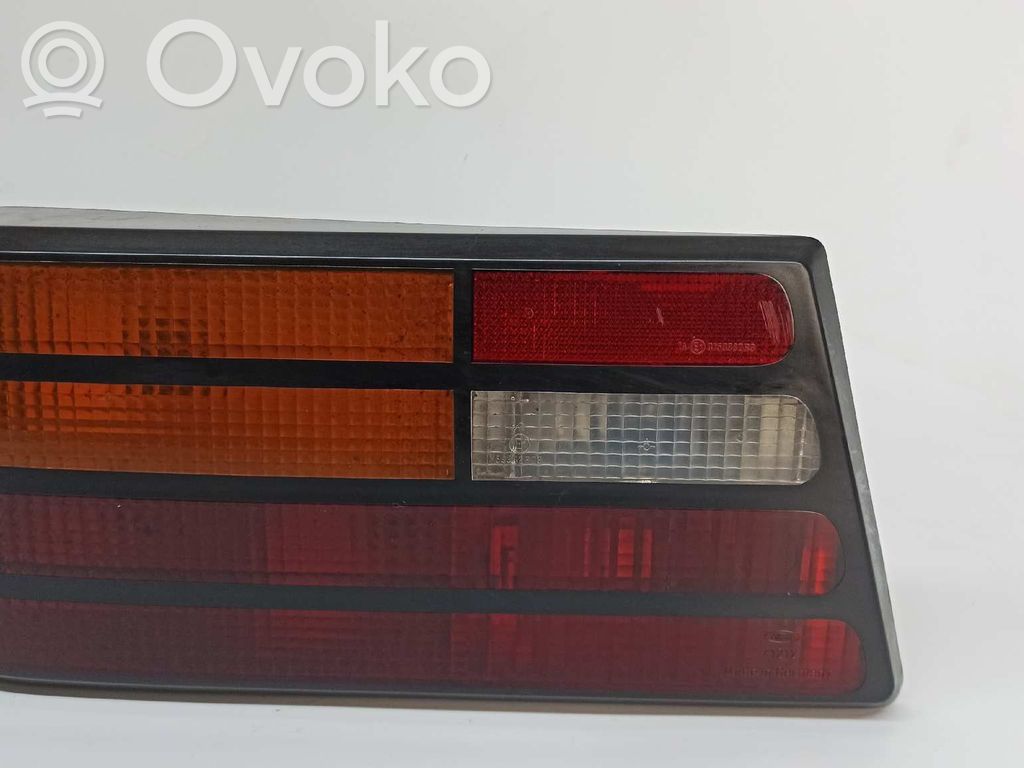 Ford Orion Задний фонарь в кузове 
