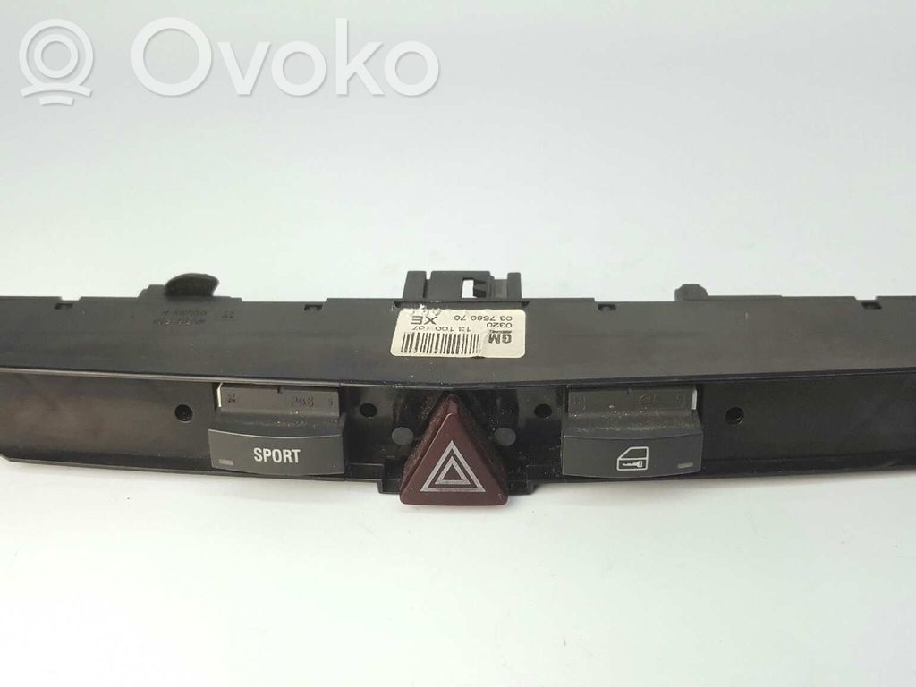 Opel Astra G Interruttore luci di emergenza 