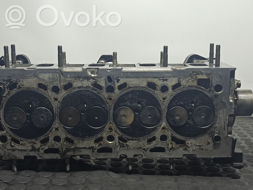 Opel Zafira B Engine head 