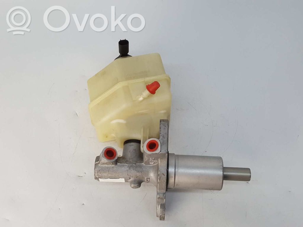 BMW X3 E83 Brake booster 