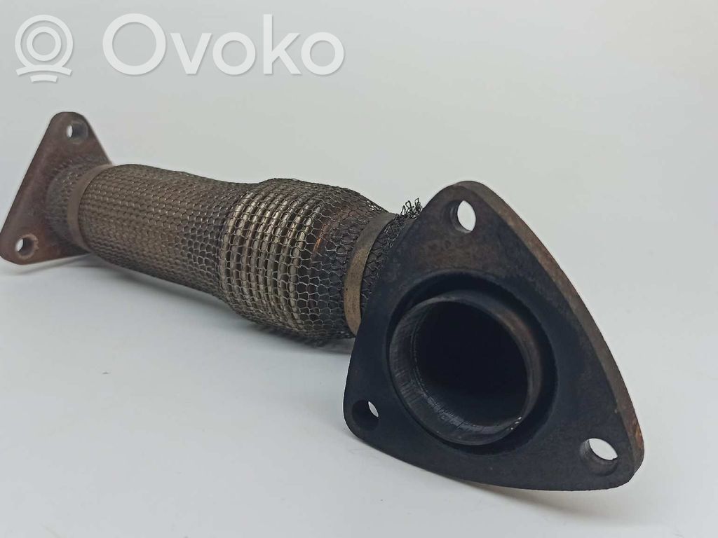 Разъем глушителя   059131789G,059131789G