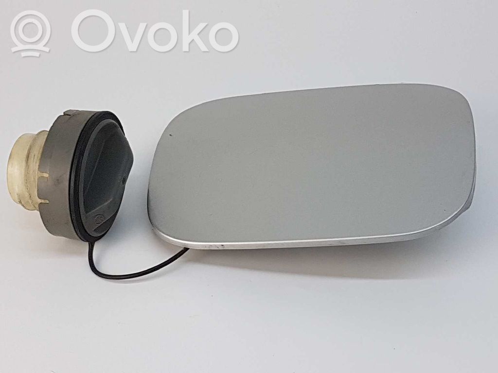 Toyota Corolla E120 E130 Fuel tank cap 
