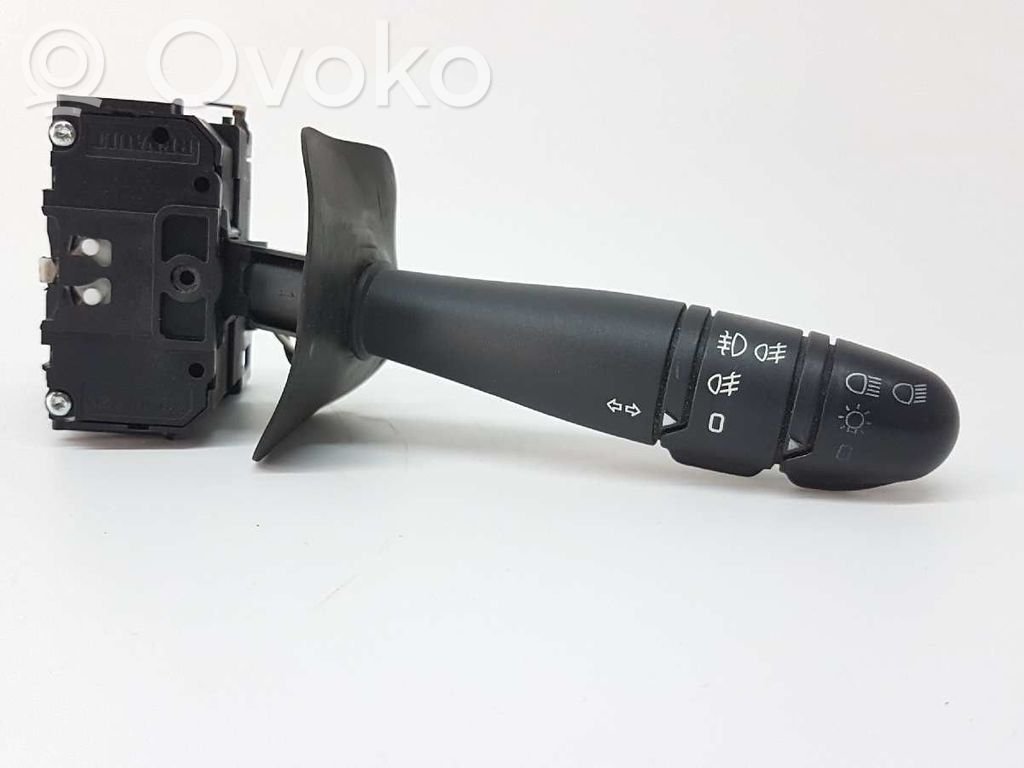 Interruptor de control del panel de luces   7701064226