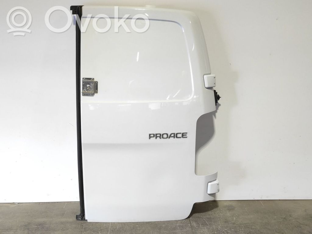 Toyota Proace Cita veida ārēja detaļa 