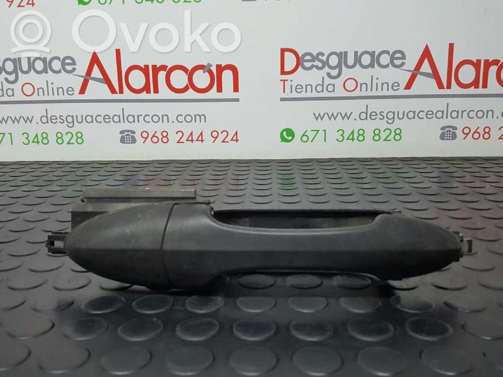 Manecilla externa puerta trasera   XS41A266B22AJ