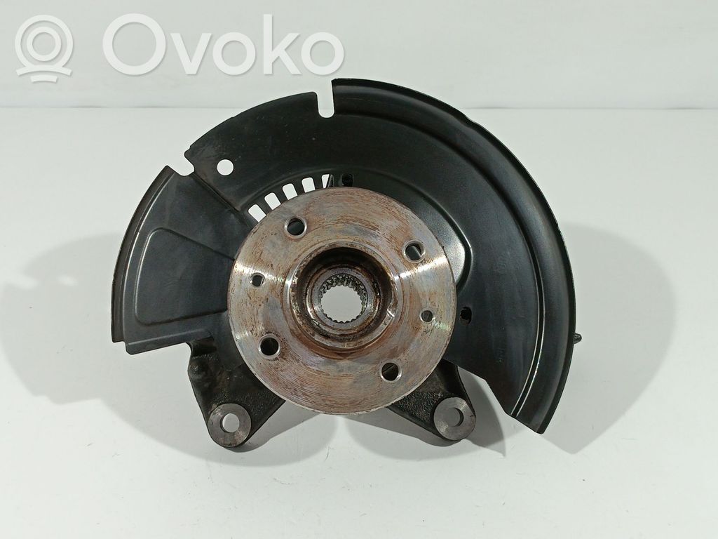 Renault Clio IV Achsschenkel vorne