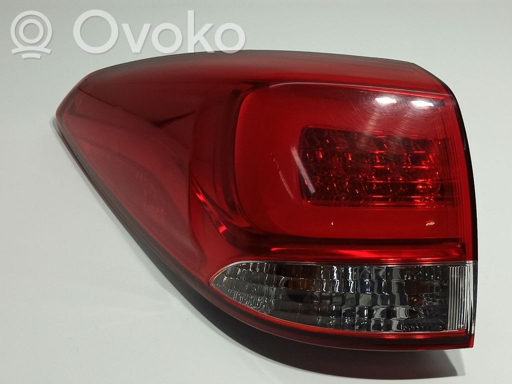 KIA Carens III Takavalot 