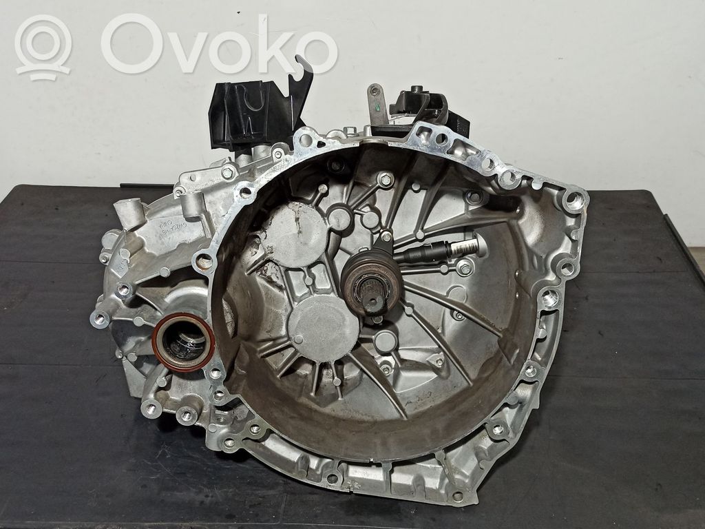 Volvo V40 Manualna 5-biegowa skrzynia biegów