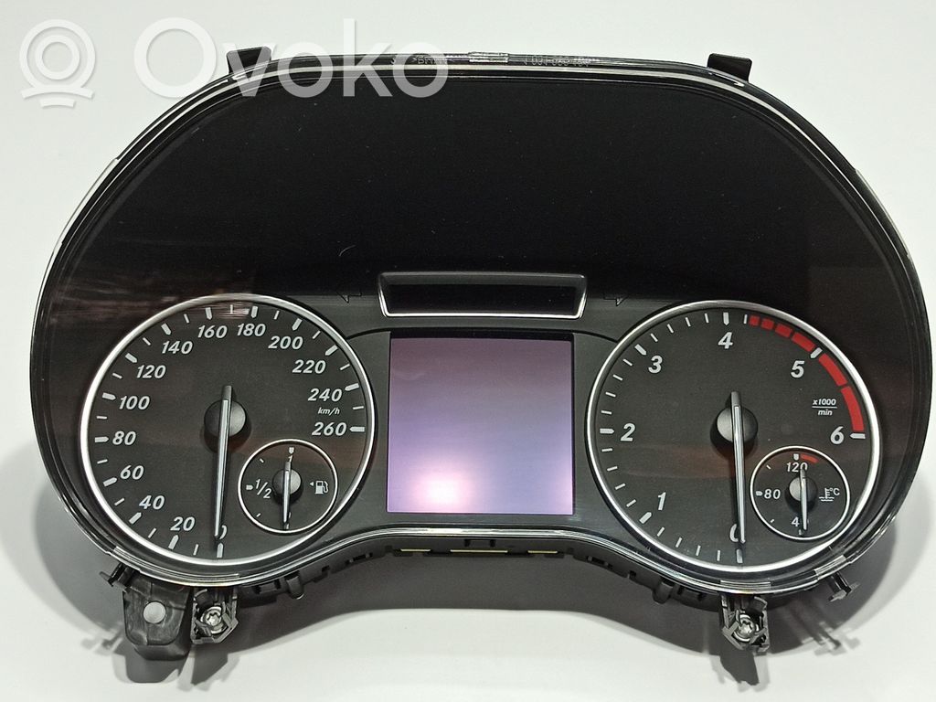 Mercedes-Benz B W246 W242 Geschwindigkeitsmesser Cockpit 