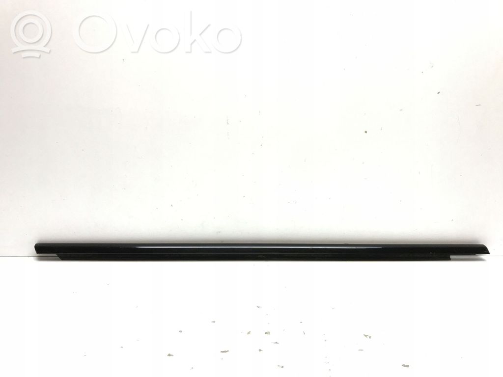 BMW 3 G20 G21 Listwa / Uszczelka szyby drzwi tylnych 