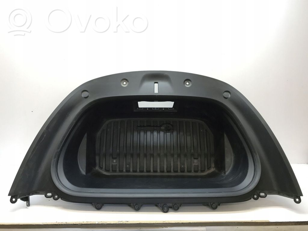 Tesla Model Y Tailgate/boot cover trim set 