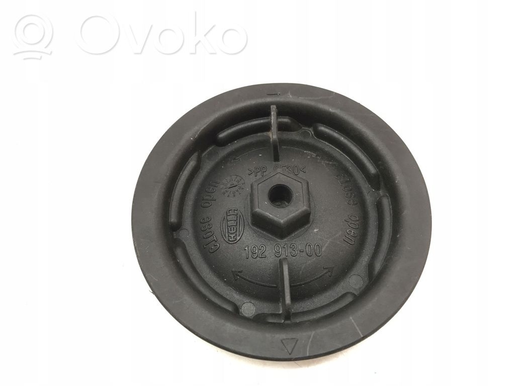 Audi A6 S6 C7 4G Osłona żarówki lampy przedniej 