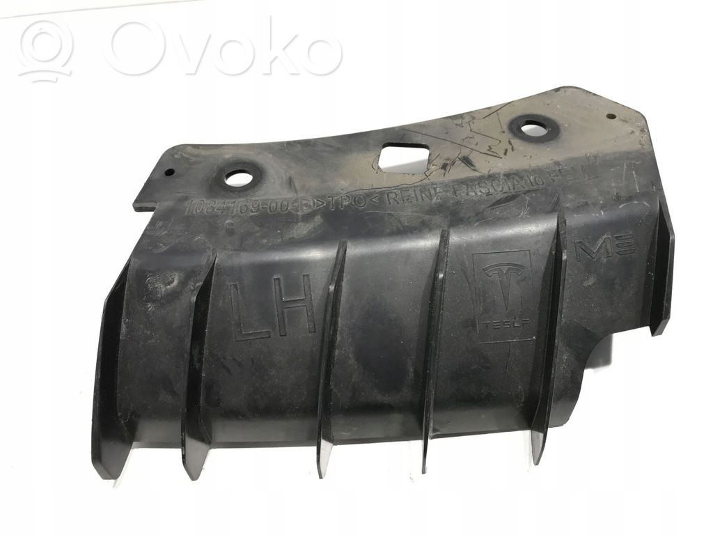 Tesla Model 3 Front bumper mounting bracket 