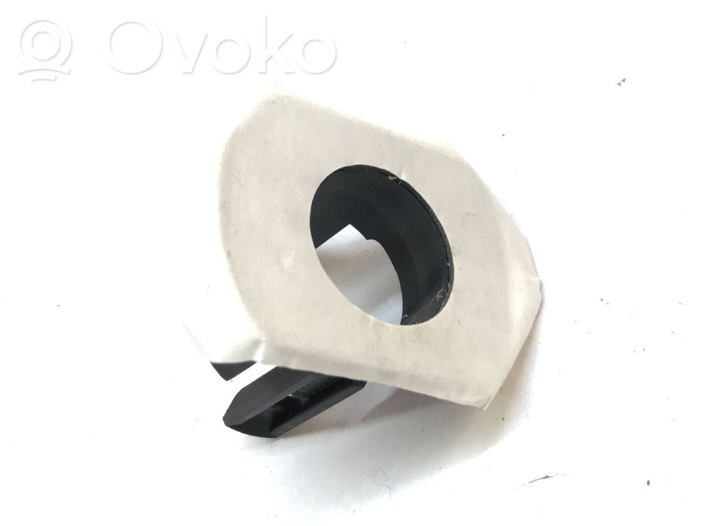 Rear parking sensor holder (PDC)   8040153