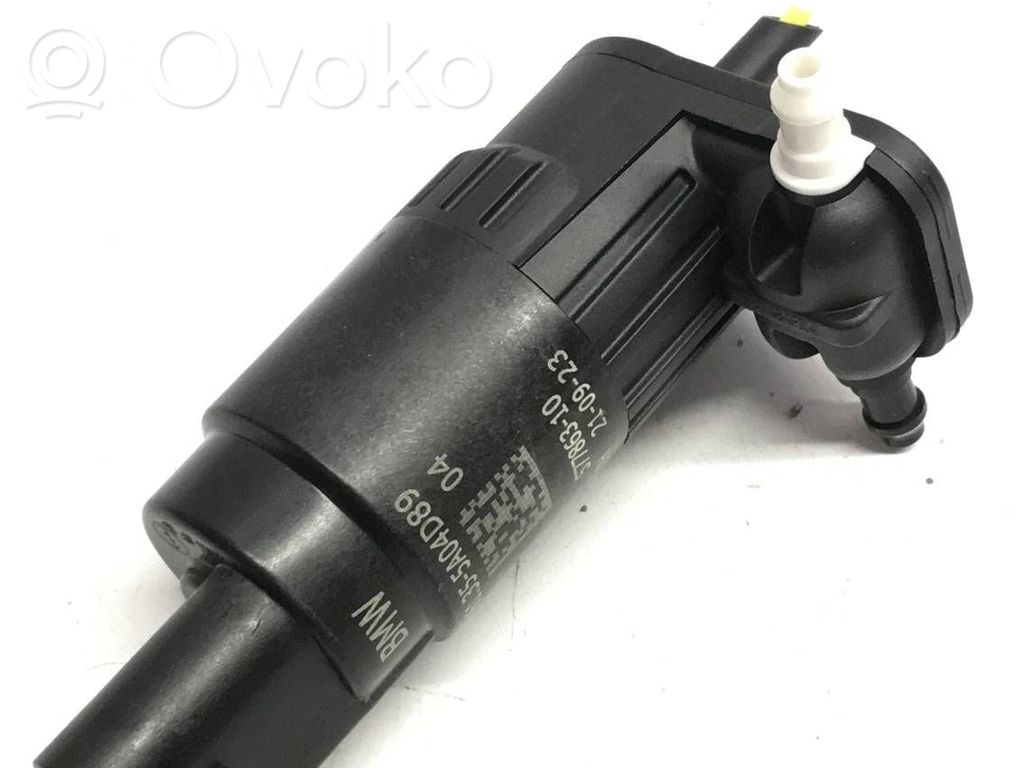 BMW iX Windshield washer spray nozzle 