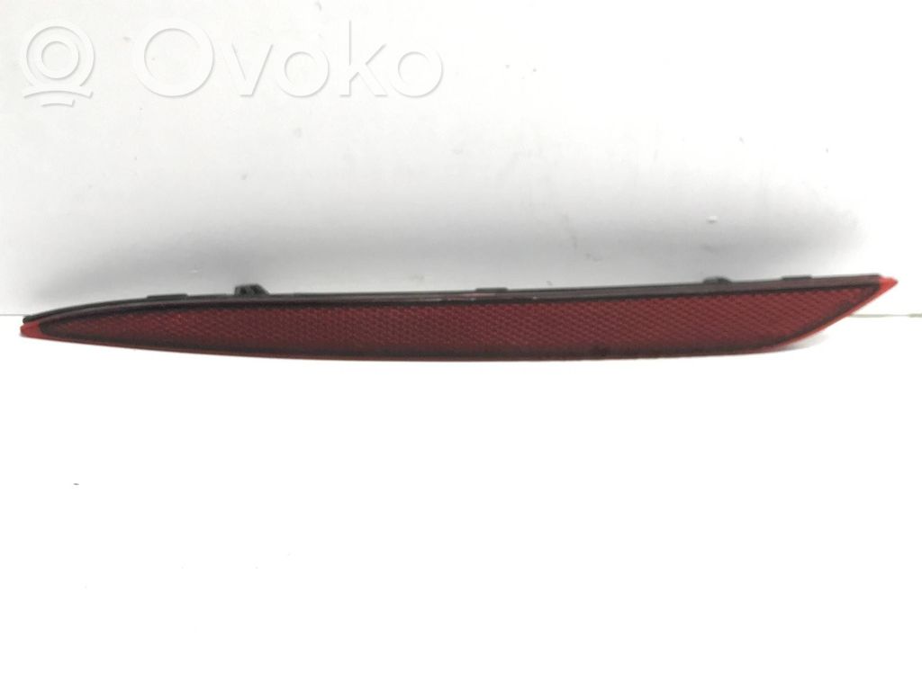 Tesla Model S Takavalon heijastin 
