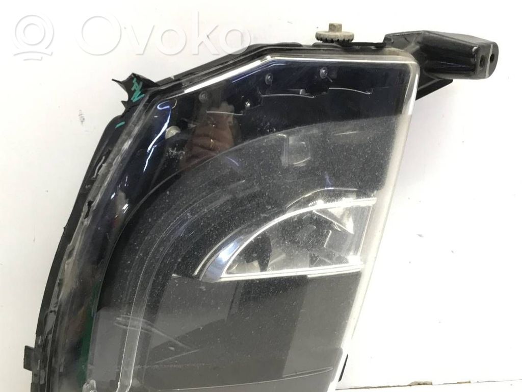 Tesla Model S Etusumuvalo 