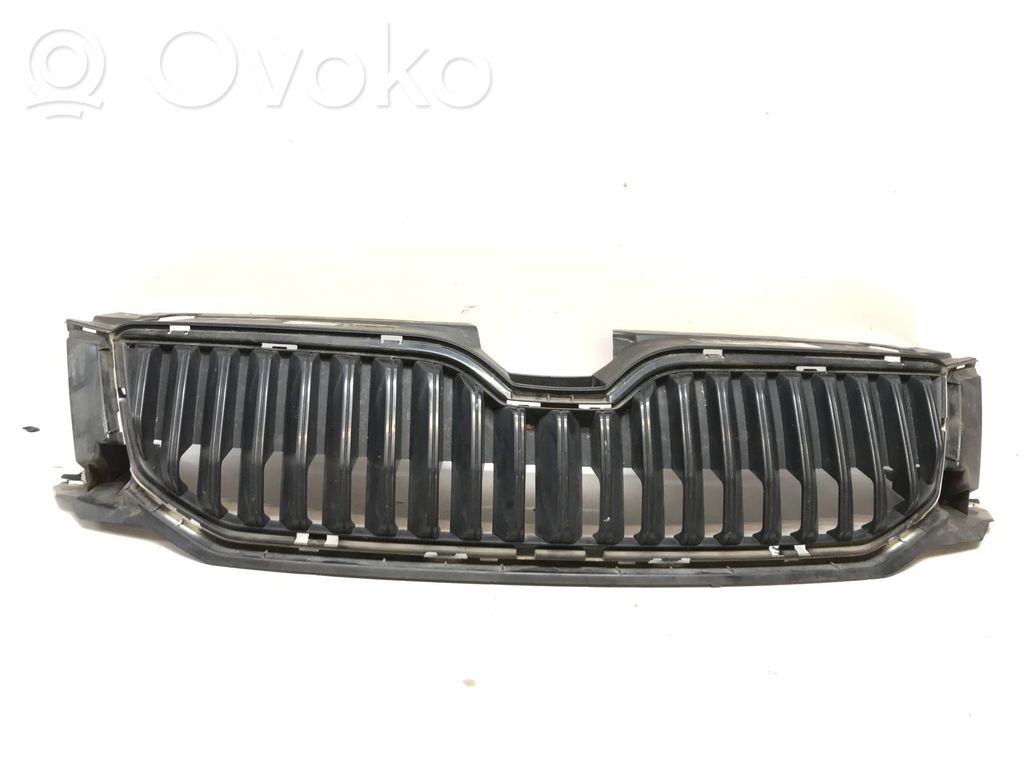 Skoda Octavia Mk3 (5E) Etusäleikkö 