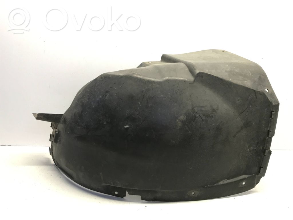 Opel Astra J Nadkole przednie 
