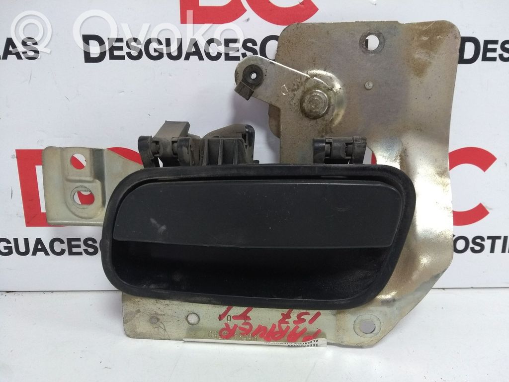Peugeot Partner Rear door interior handle 