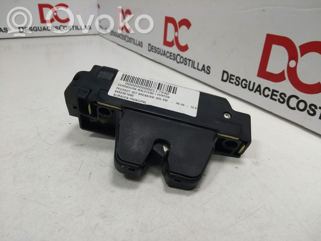 Peugeot 307 Tailgate lock latch 