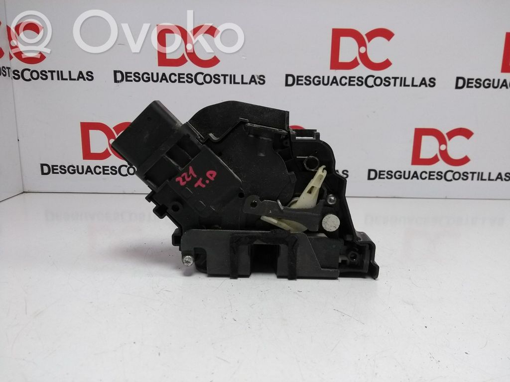 Ford Focus Rear door lock 